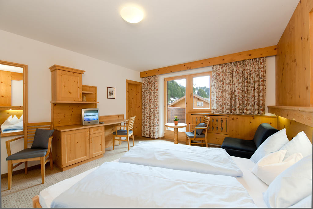 S'Hoamatl Hotel Obergurgl Room photo